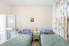 Town House - Private Rooms - Near Sea